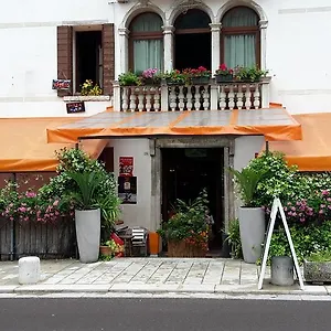 ristorante-pizzeria-al-mondo.hotelinveneto.com/